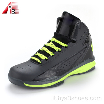 Nuove scarpe da basket comode ed eleganti